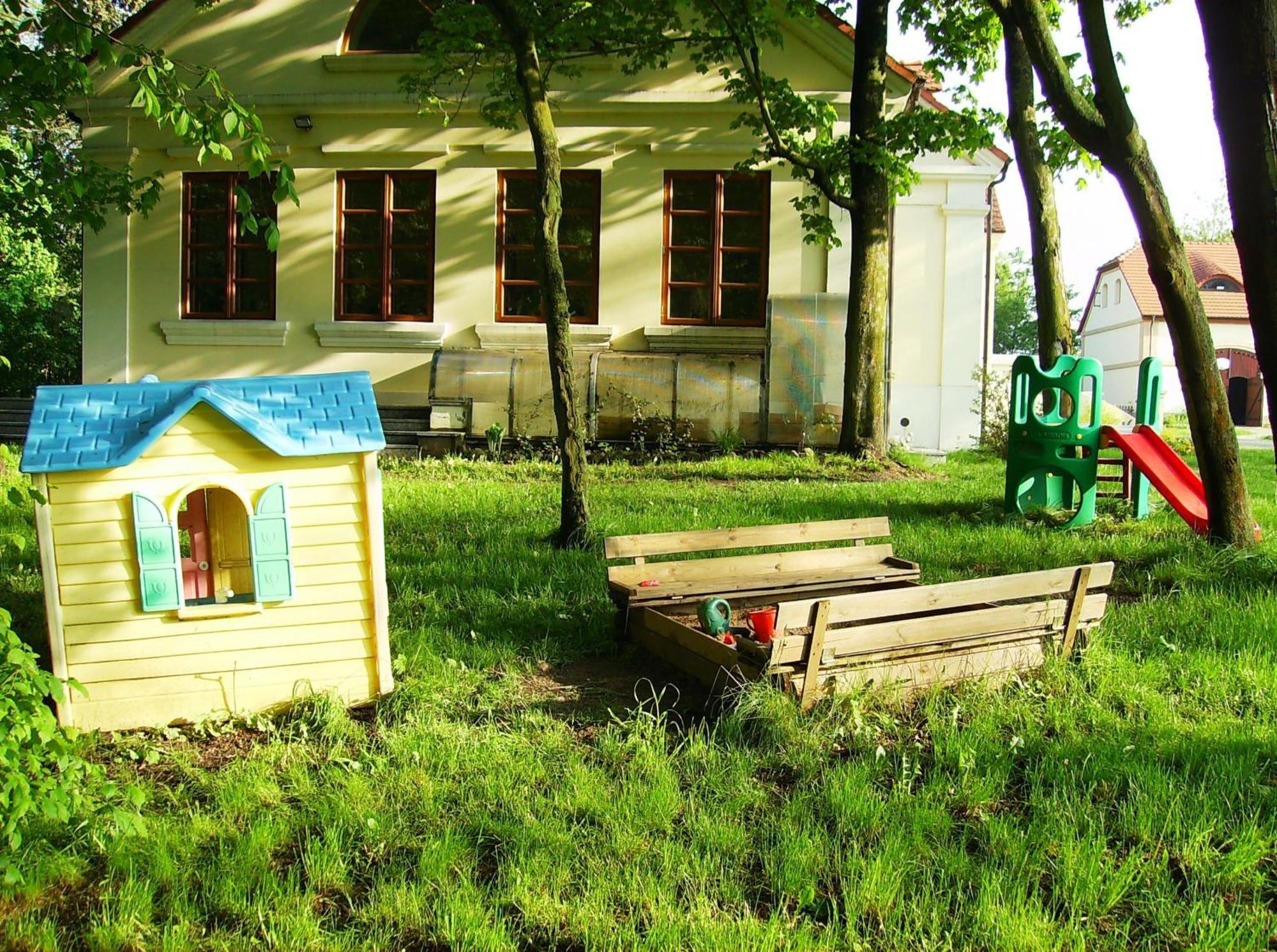Gospodarstwo Agroturystyczne Dworek Janowicki Kazimierzewo Extérieur photo